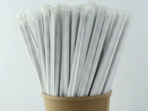 Plastik ak papye pay papye solisyon anbalaj.